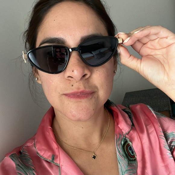 Sunglasses - Picture 3 of 3